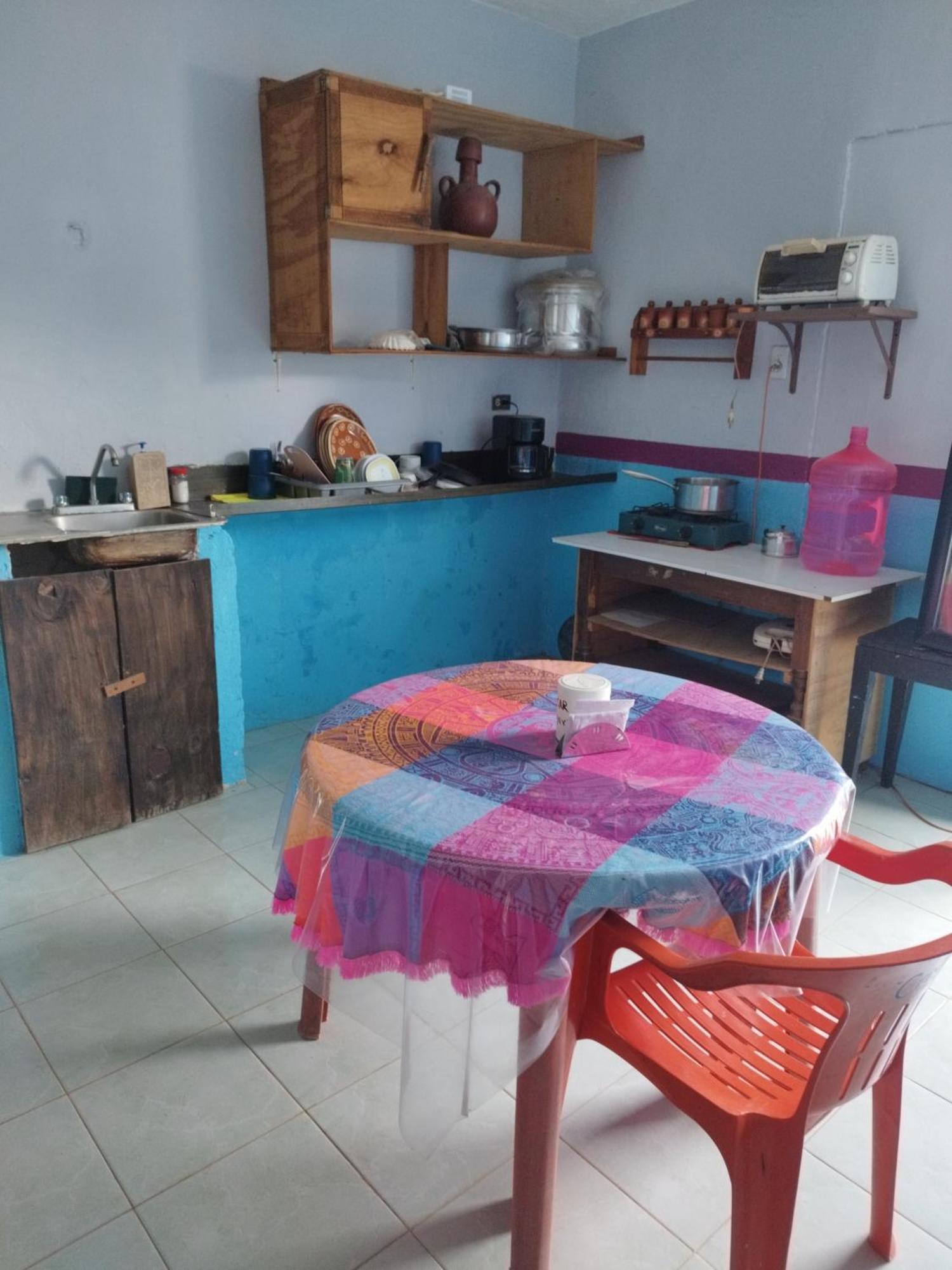 Hostal Y Temazcal Guemez Pisté Exteriér fotografie
